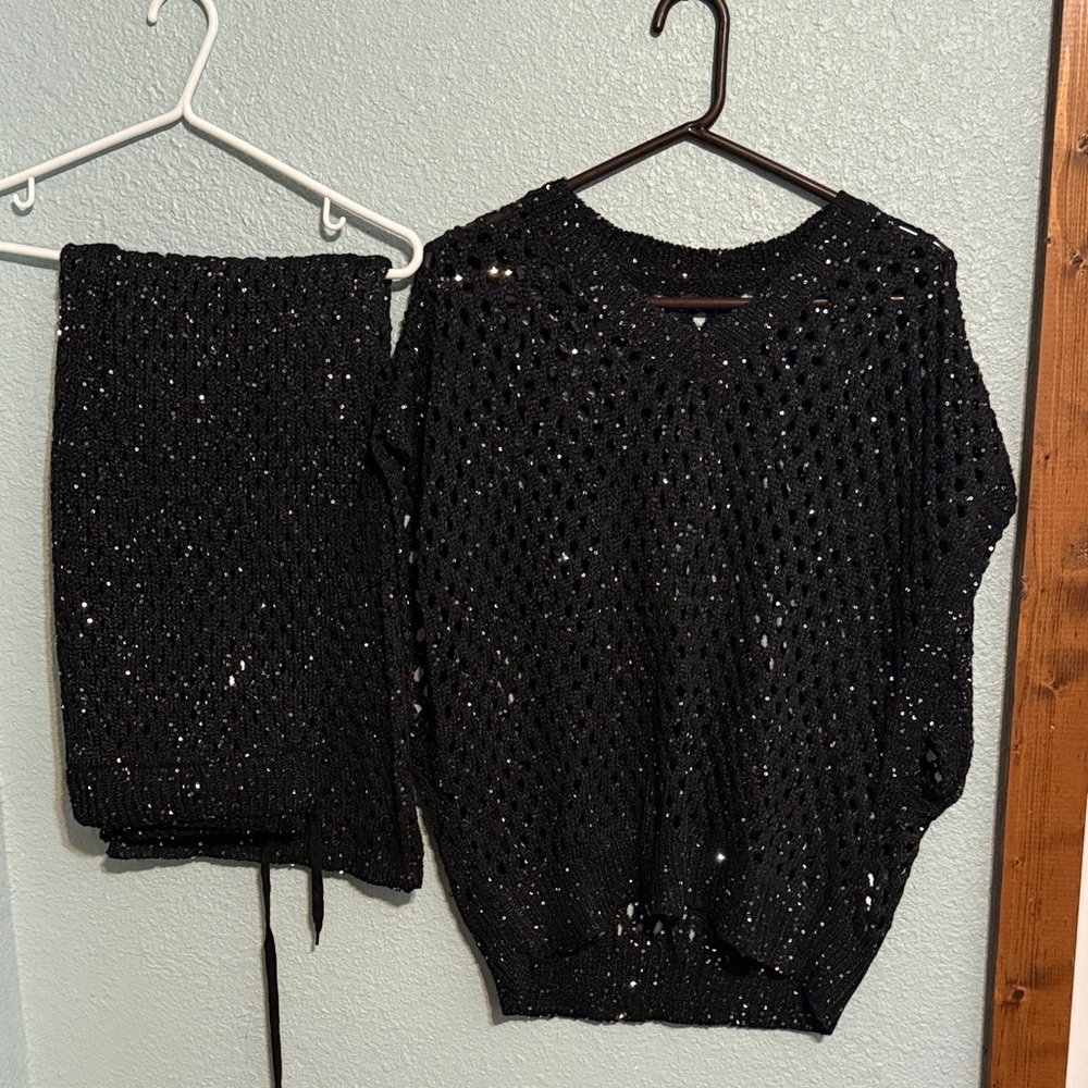 Black Open-Knit Women's Sweater Set - Stylish Sparkle